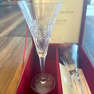 Shannon Crystal glasses. Set of two with beautiful design and from Ireland !